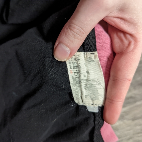 Small Overwatch DVa T Shirt - Picture 5 of 6